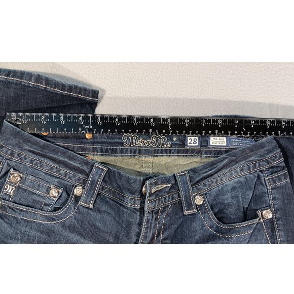Miss Me Easy Boot Jeans 28 x 29 Mid Rise Dark Wash Cross Embellished Pockets - Picture 6 of 8